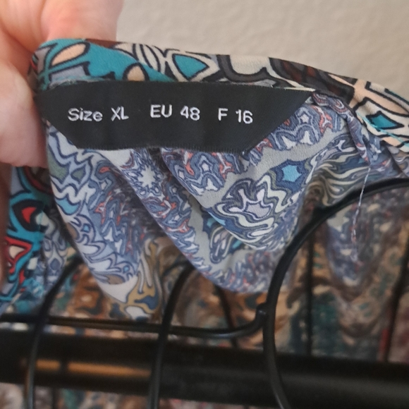 Mandala design XL tunic. - Picture 2 of 2